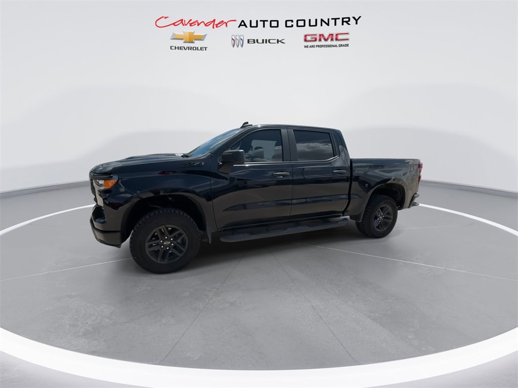 2025 Chevrolet Silverado 1500 Custom Trail Boss photo 4