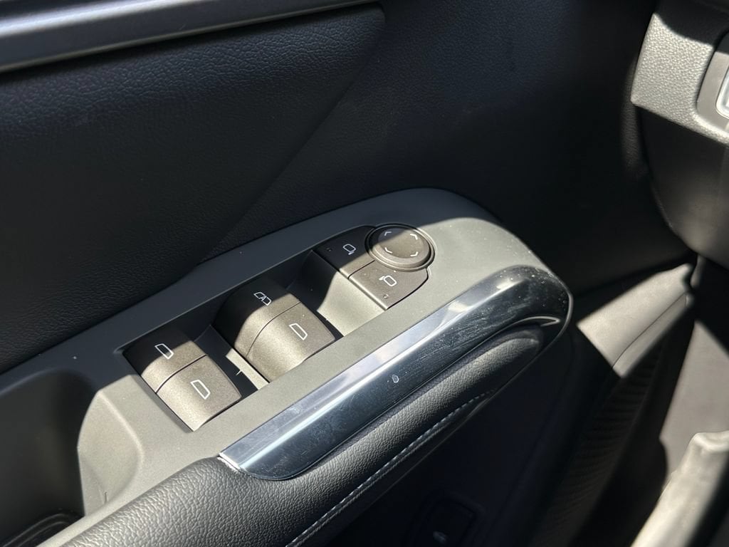 2026 Chevrolet Traverse LT - Photo 26