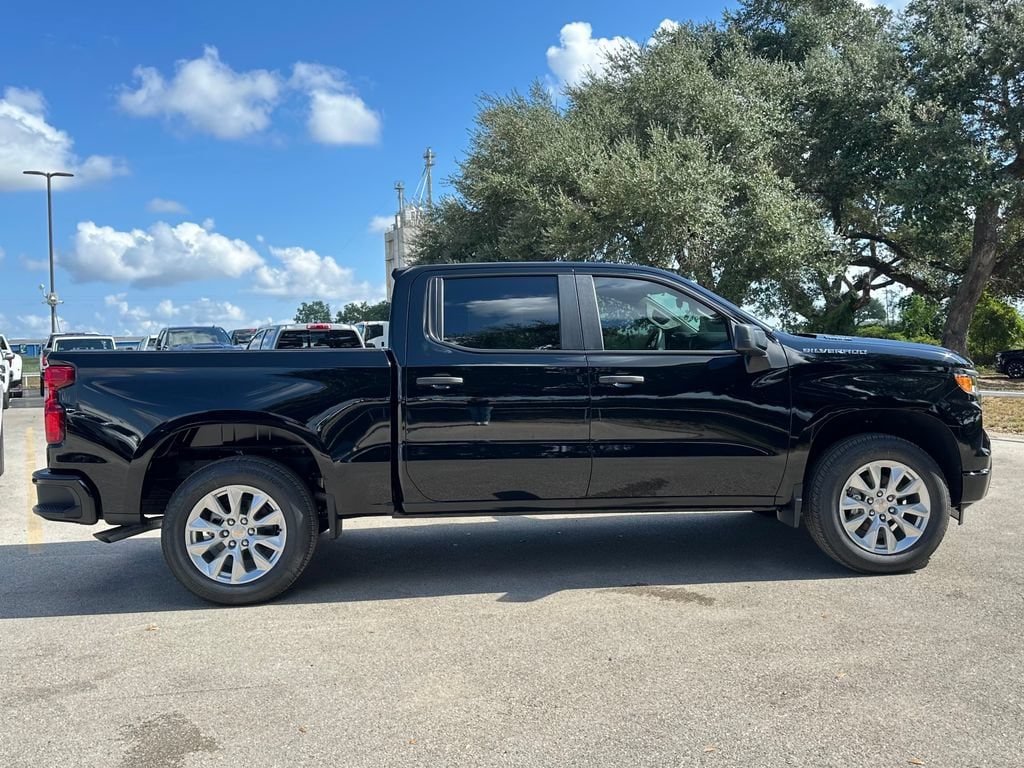 New 2026 Chevrolet Silverado 1500 Custom Truck