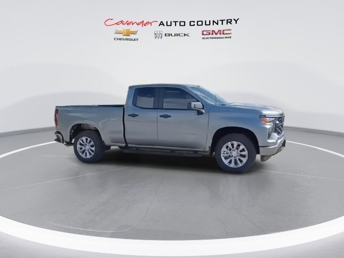 2026 Chevrolet Silverado 1500 Custom photo 2