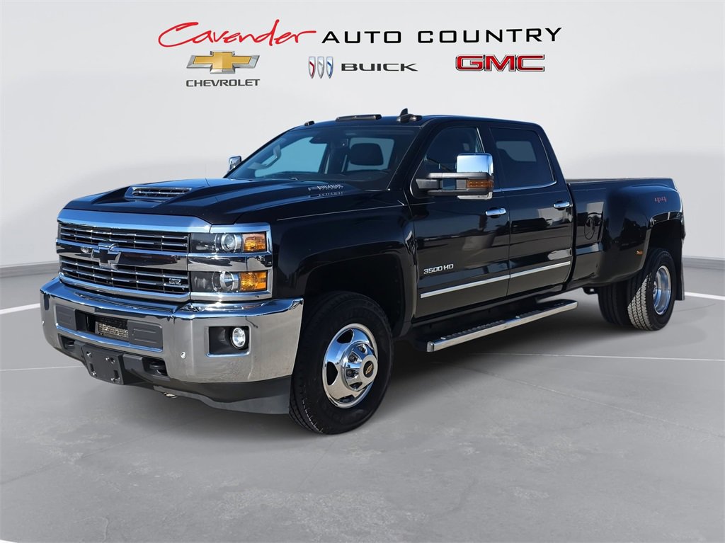 2019 Chevrolet Silverado HD LTZ's photo