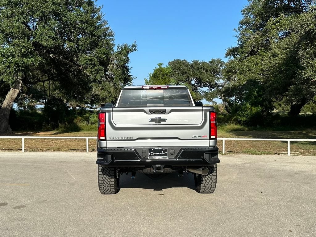 2026 Chevrolet Silverado 2500 HD ZR2 - Photo 6