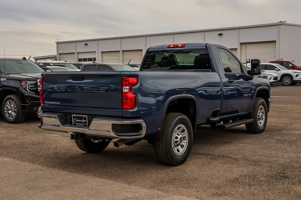 2025 Chevrolet Silverado 2500HD photo 3