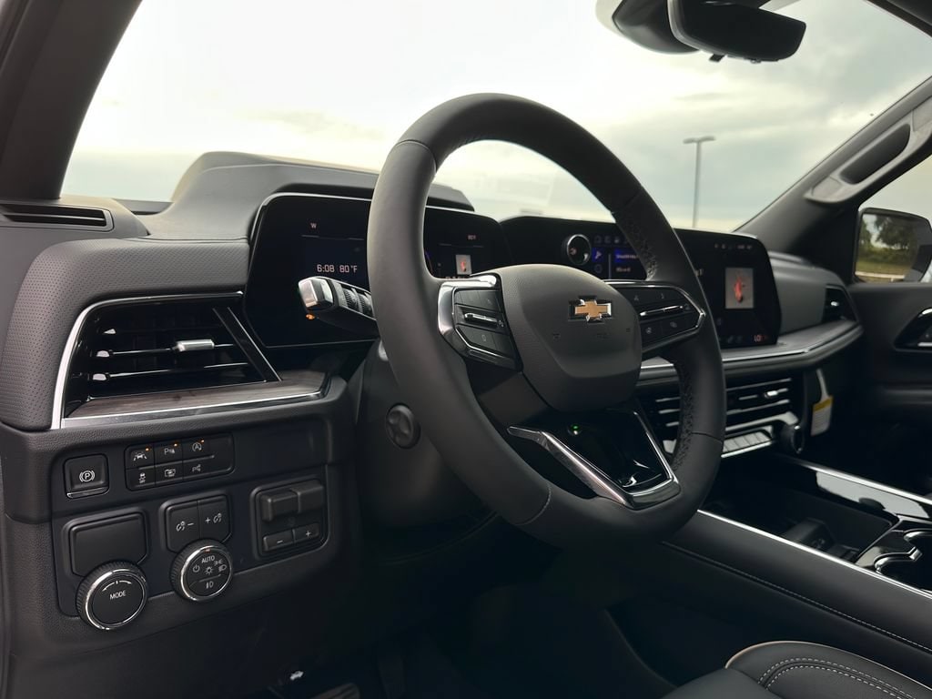 2026 Chevrolet Suburban High Country - Photo 17