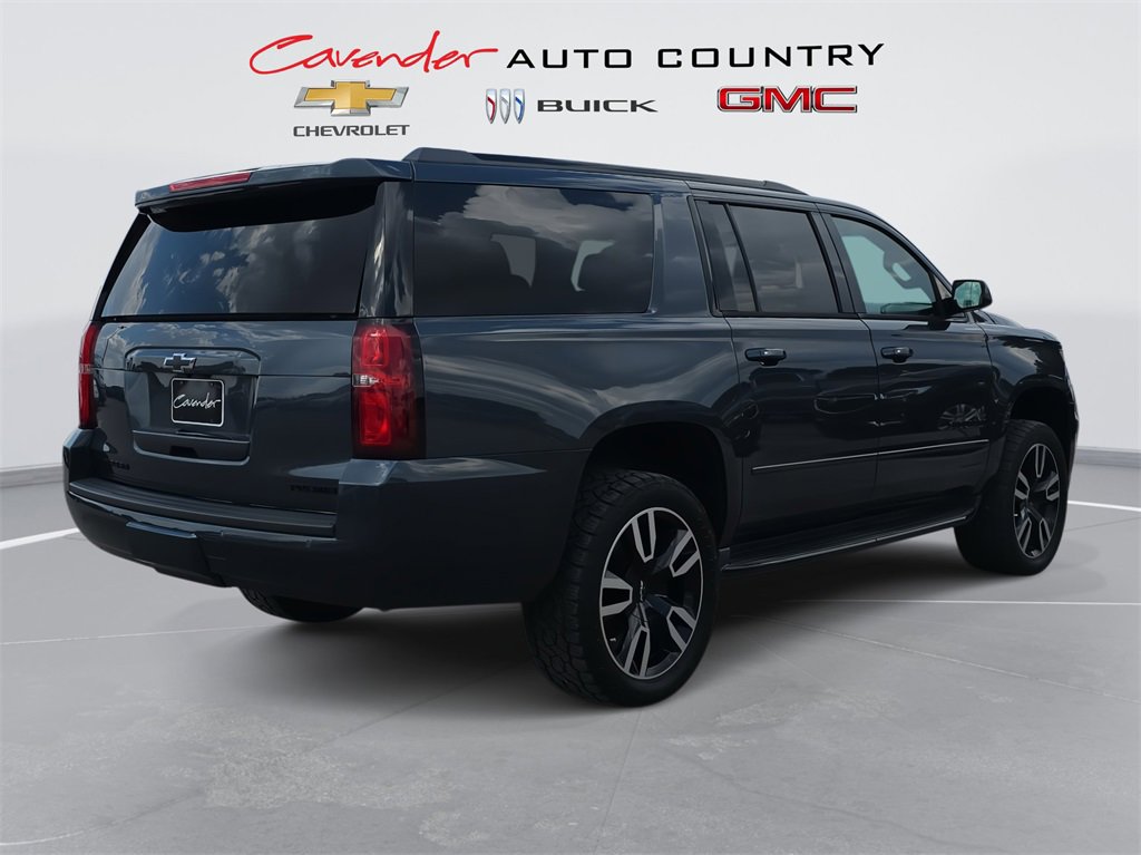 2019 Chevrolet Suburban Premier photo 2