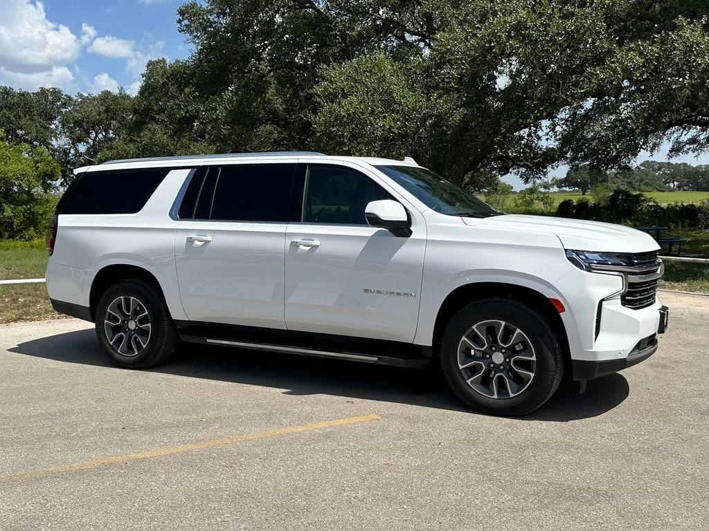 Used 2023 Chevrolet Suburban LT Signature SUV
