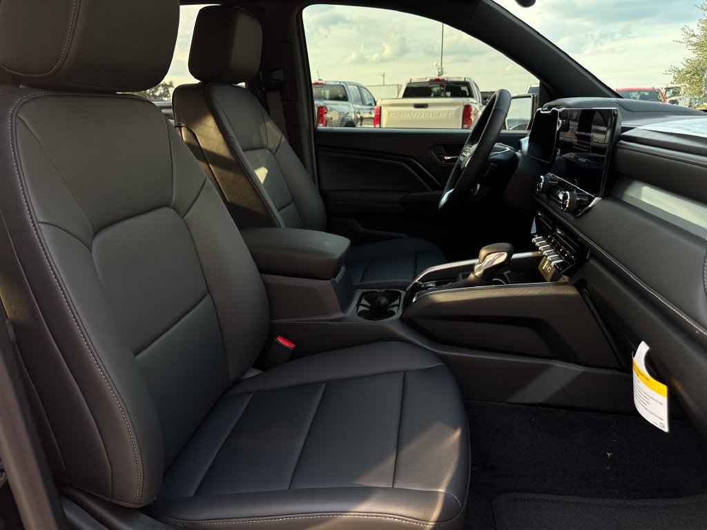 2026 Chevrolet Colorado LT - Photo 10