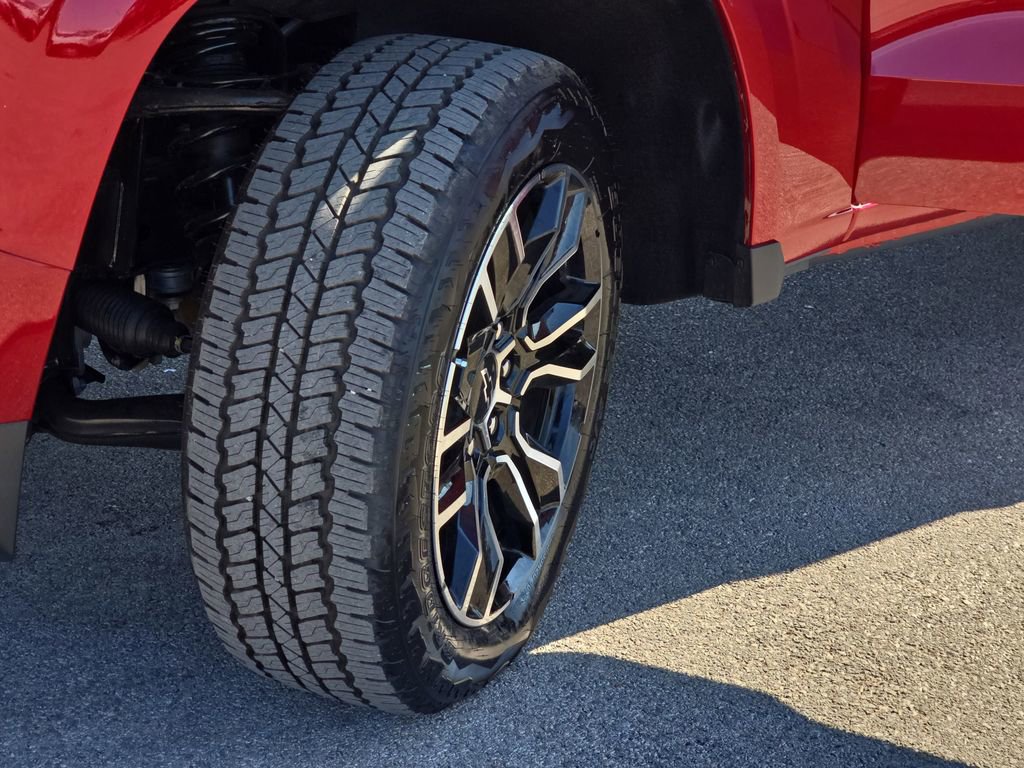 2025 Chevrolet Colorado Z71 - Photo 29