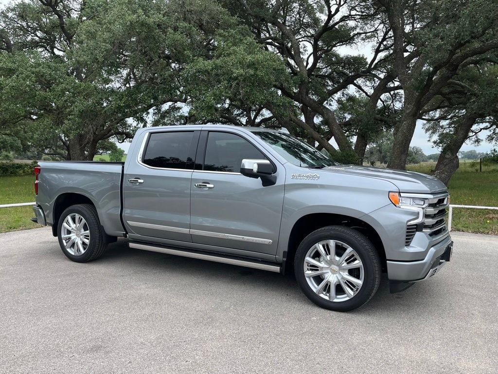 New 2026 Chevrolet Silverado 1500 High Country Premium Truck