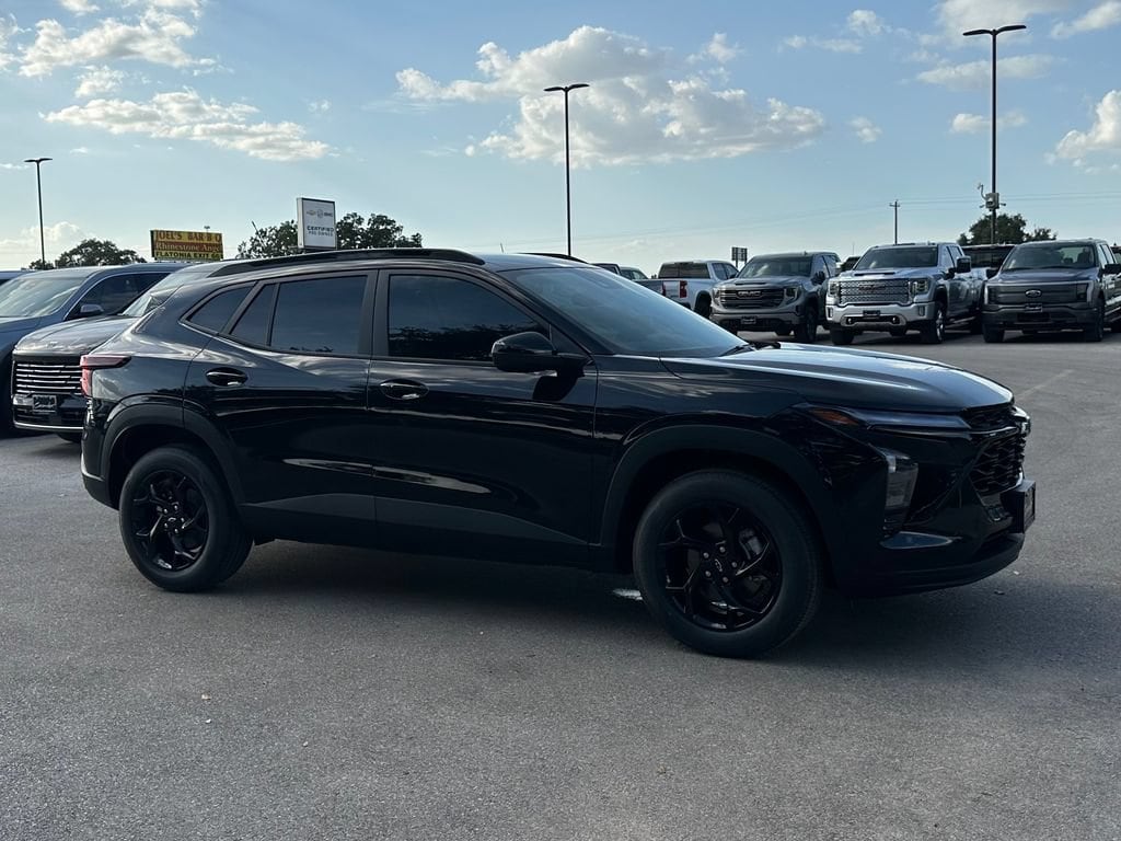 New 2026 Chevrolet Trax LT SUV