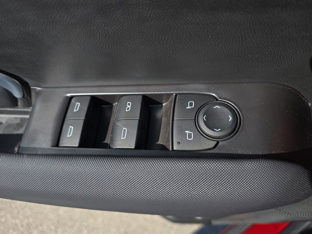 2025 Chevrolet Colorado Z71 - Photo 26