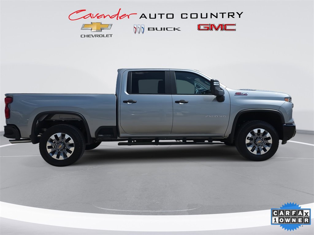 2026 Chevrolet Silverado 2500HD Custom Z71 photo 4