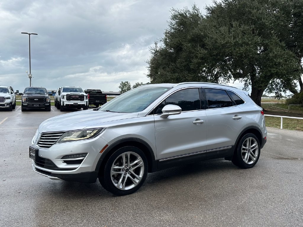 2015 Lincoln MKC Base