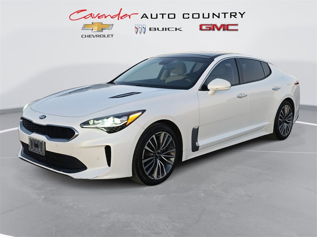 2018 Kia Stinger Premium's photo