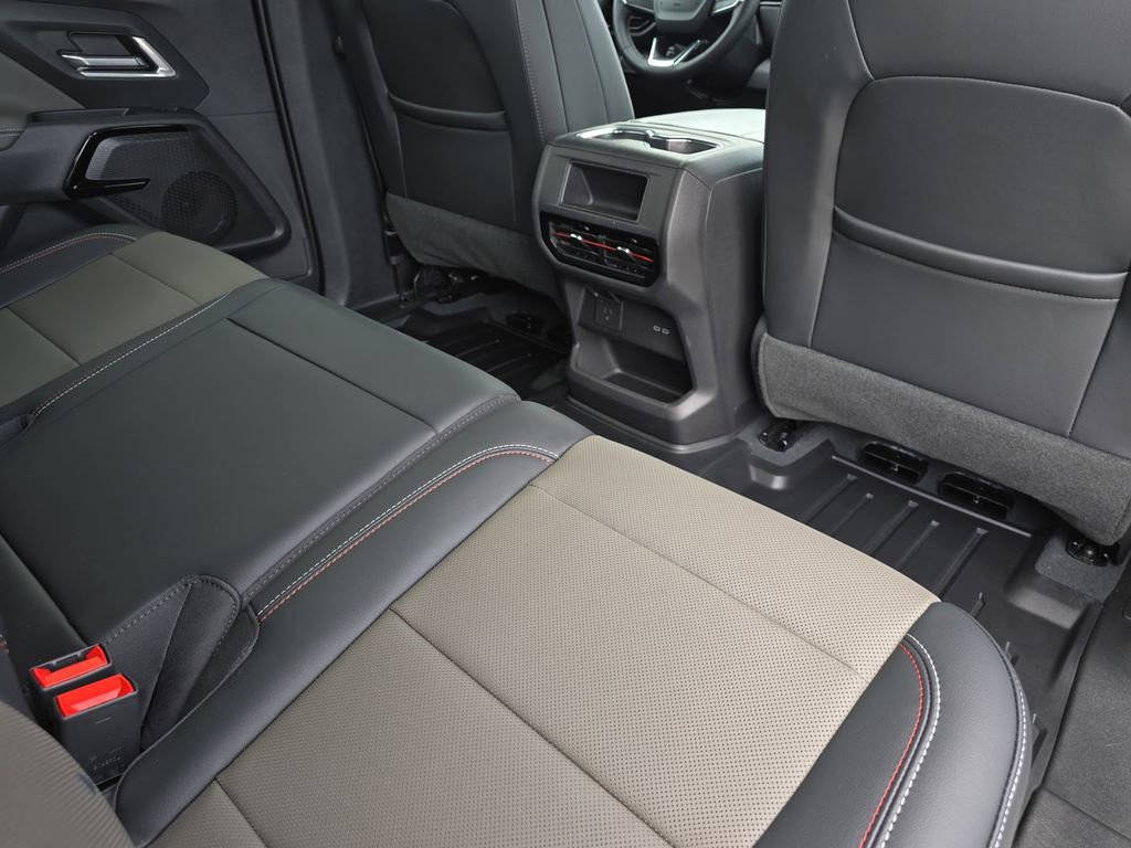 2026 Chevrolet Silverado EV Trail Boss - Photo 11