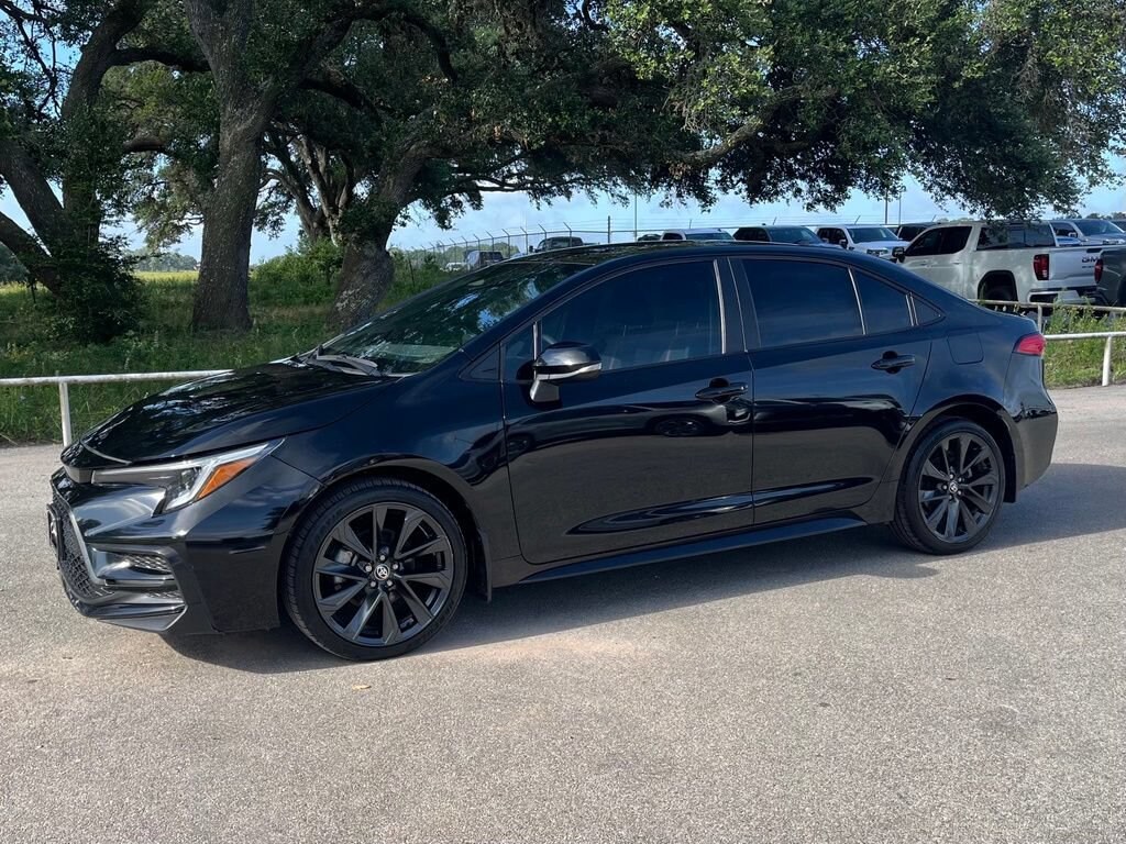 Used 2024 Toyota Corolla SE Sedan
