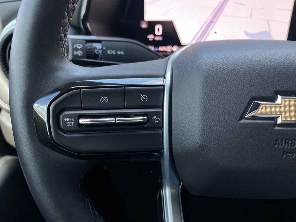 2025 Chevrolet Colorado LT - Photo 15