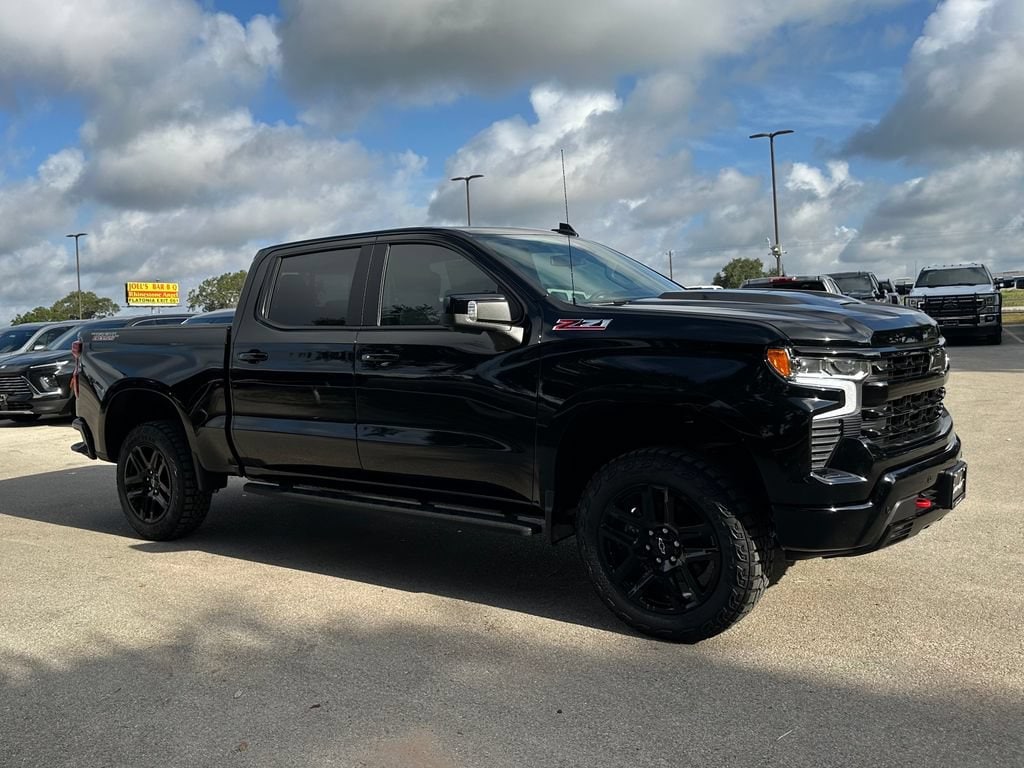 New 2026 Chevrolet Silverado 1500 LT Trail Boss Premium Z71 Off Road Truck