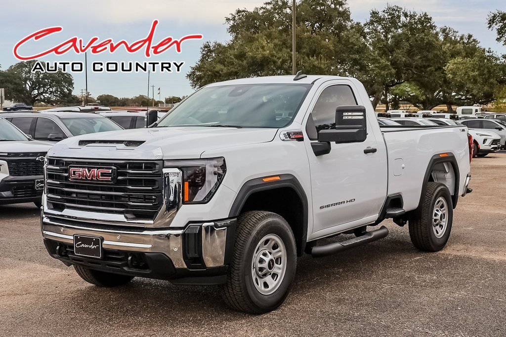 2025 GMC Sierra 2500HD Pro's photo