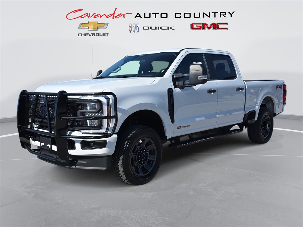 2025 Ford F-250 Super Duty XL's photo