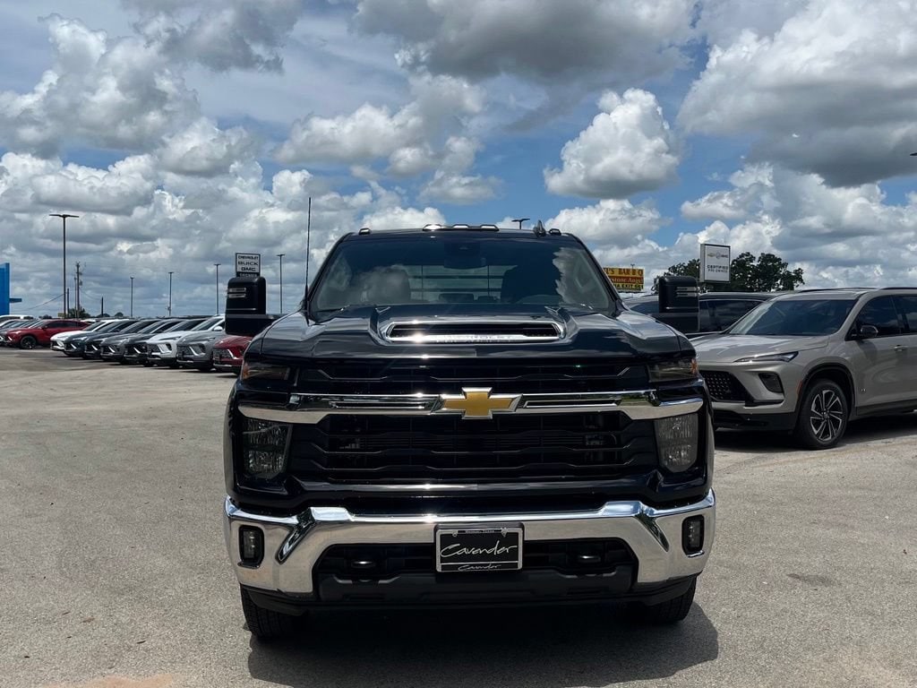 New 2026 Chevrolet Silverado 3500 HD Chassis Cab LT Truck