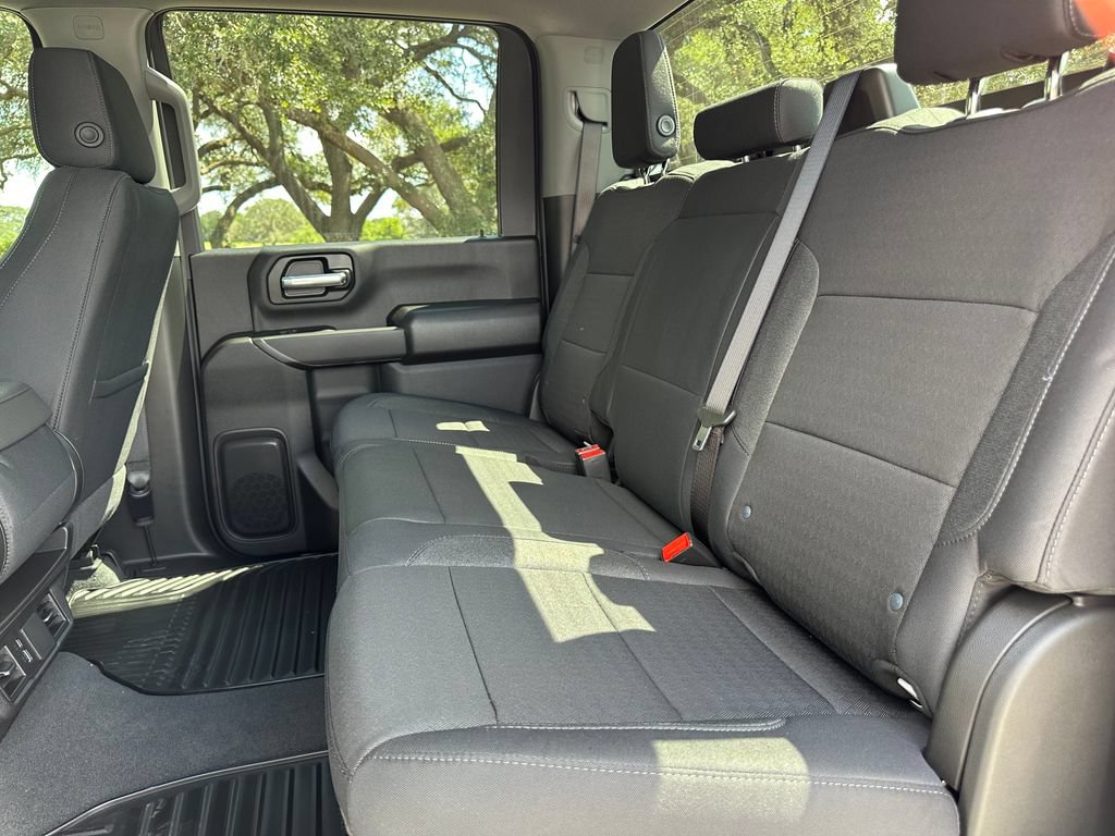 2026 Chevrolet Silverado 2500 HD Custom - Photo 12