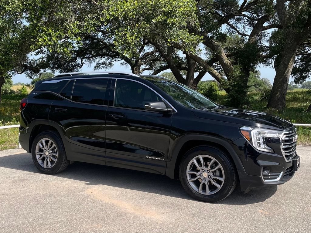 Used 2022 GMC Terrain SLT SUV