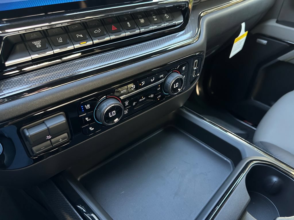2026 Chevrolet Silverado 2500 HD ZR2 - Photo 21