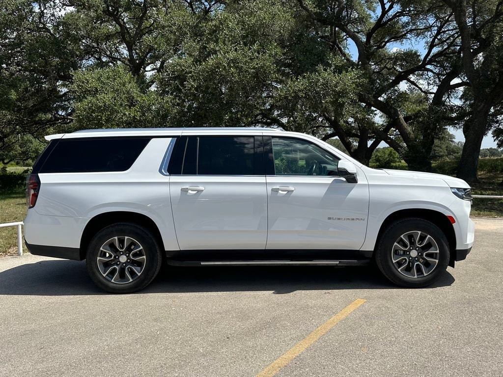 Used 2023 Chevrolet Suburban LT Signature SUV