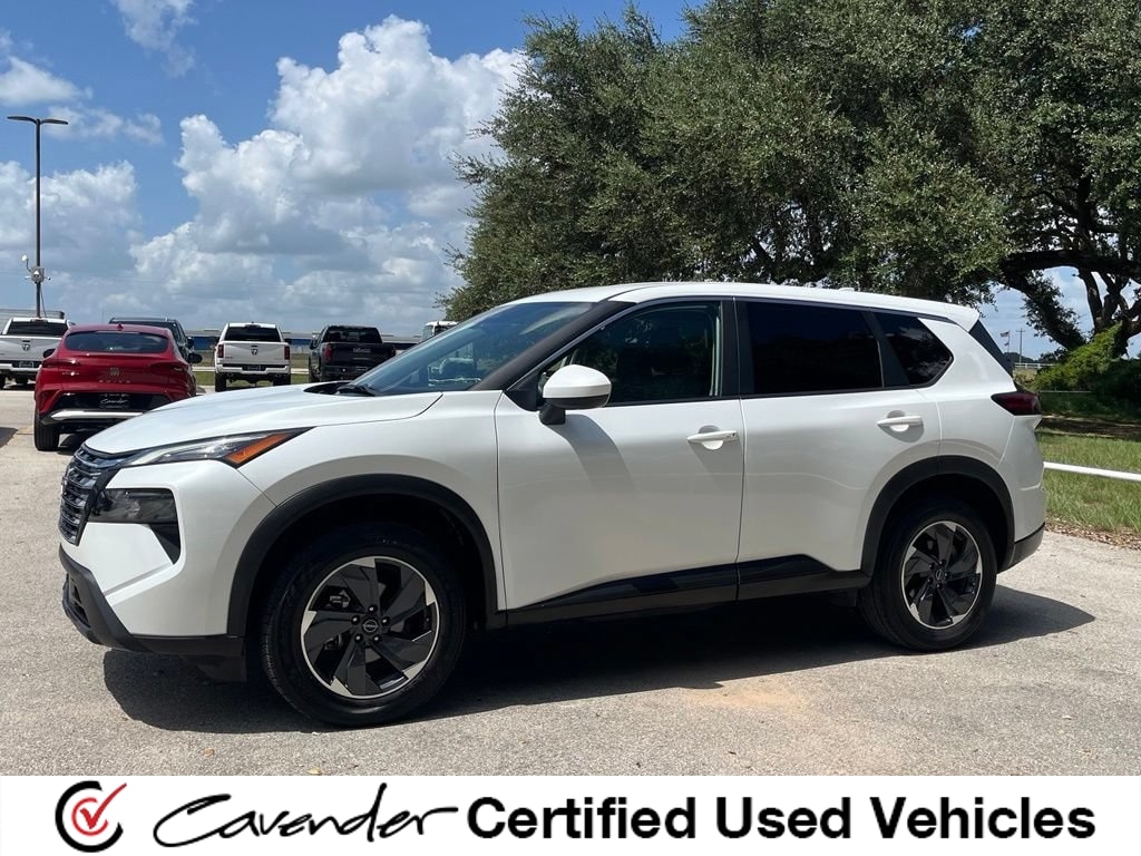 Used 2024 Nissan Rogue SV SUV