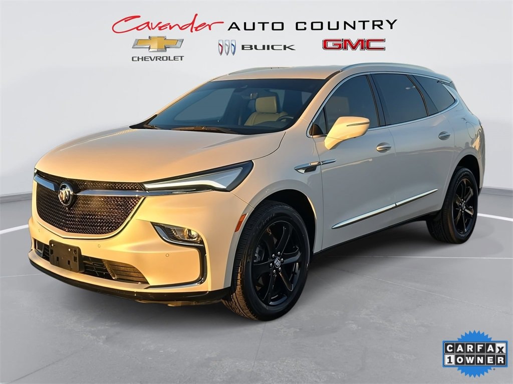 2024 Buick Enclave Essence's photo
