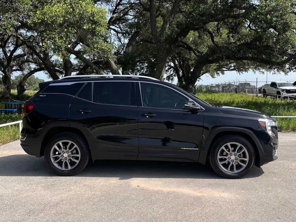 Used 2022 GMC Terrain SLT SUV