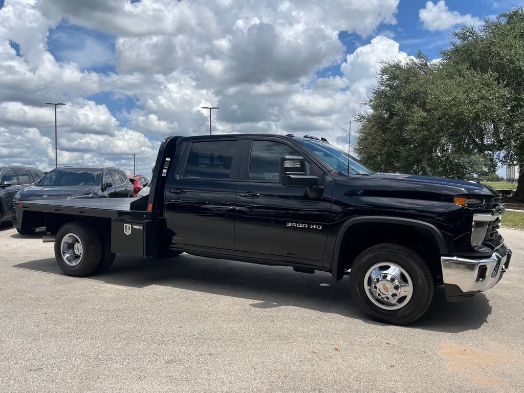 New 2026 Chevrolet Silverado 3500 HD Chassis Cab LT Truck