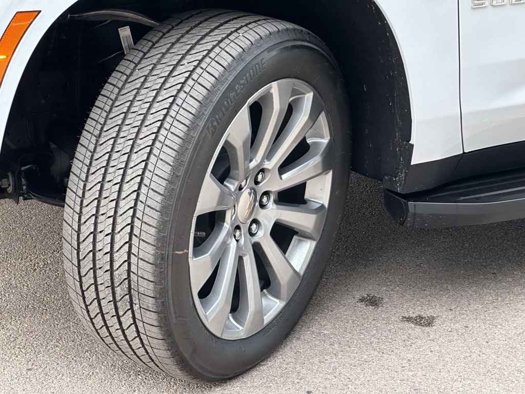 2026 Chevrolet Suburban High Country - Photo 31