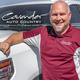 Staff member Kenny Newhouse from c372fa444efc