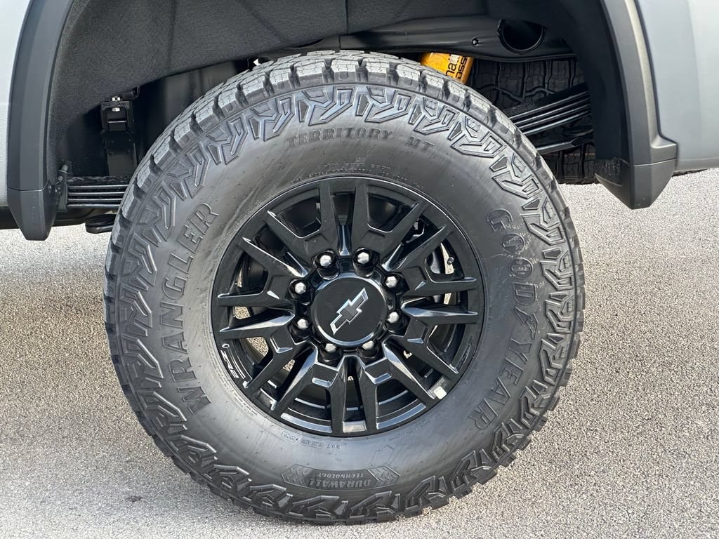2026 Chevrolet Silverado 2500 HD ZR2 - Photo 29
