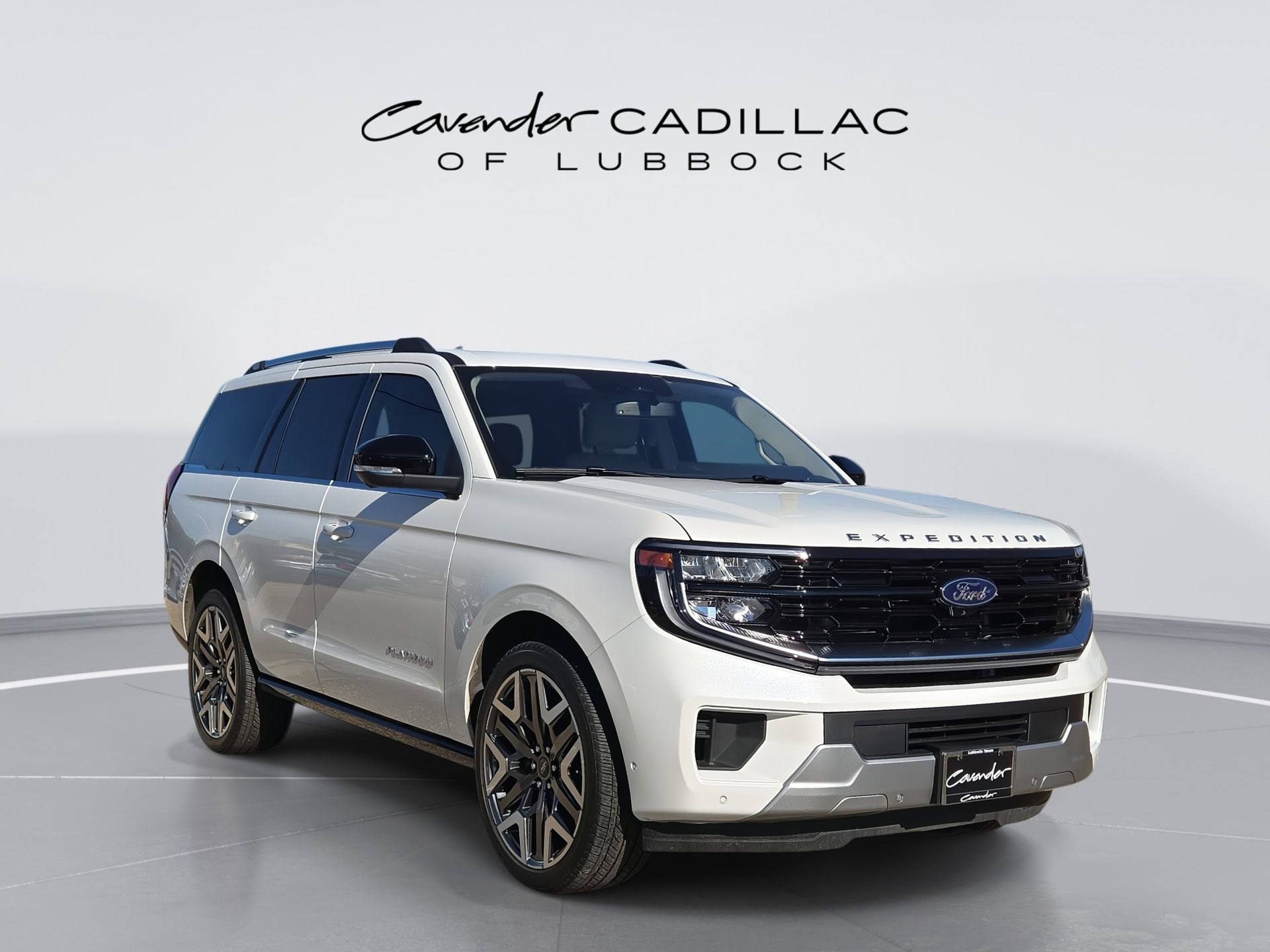 Star White Metallic Tri-Coat 2025 Ford Expedition Platinum 4WD SUV / Crossover Four-Wheel Drive Automatic