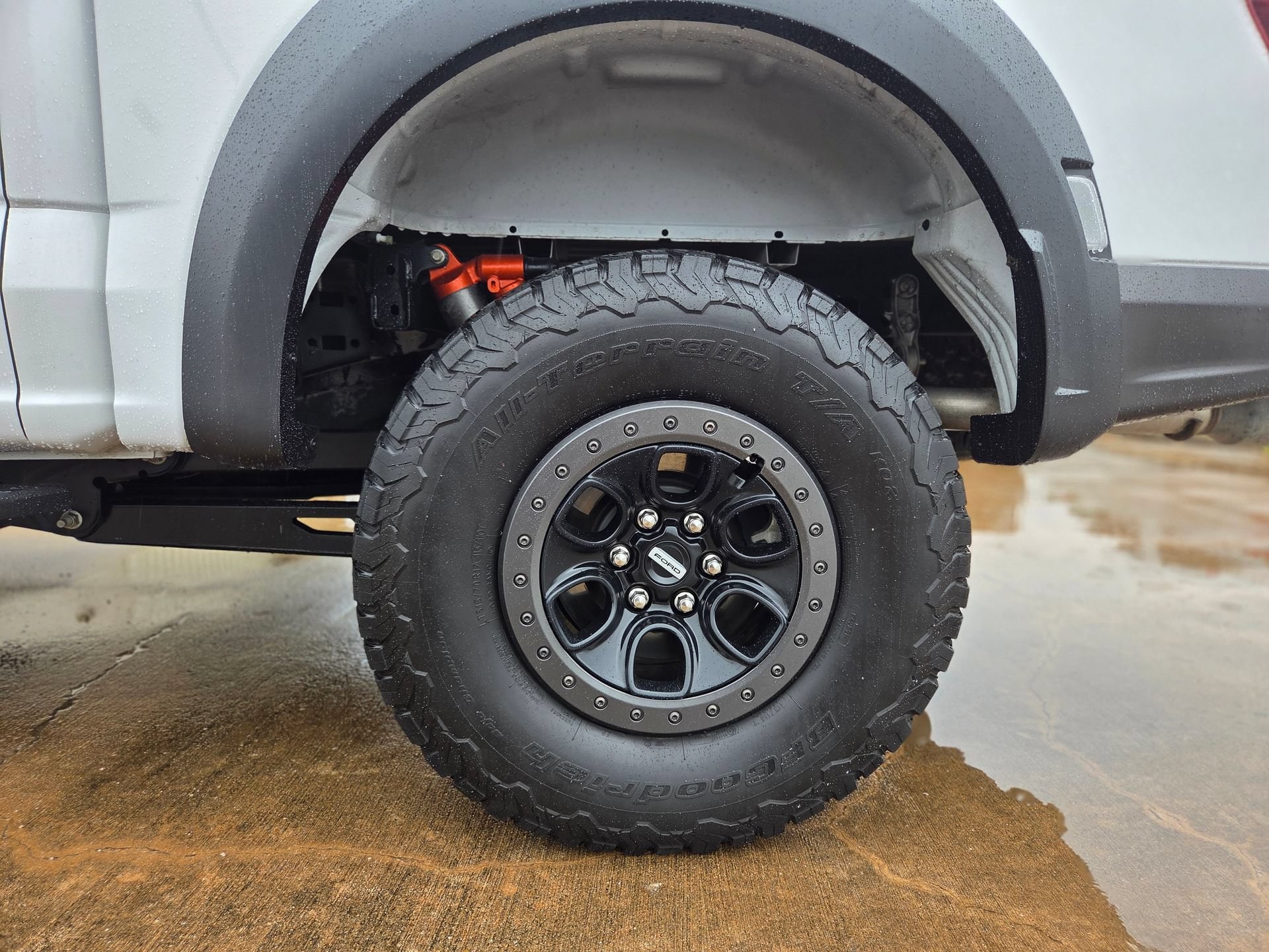2023 Ford F-150 Raptor - Photo 34