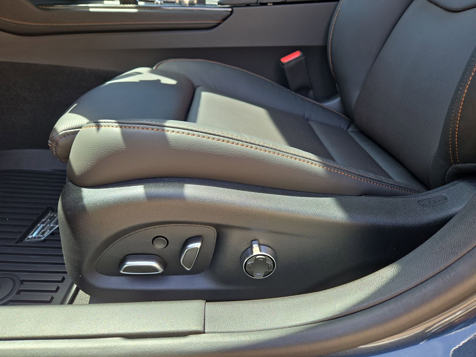 2026 Cadillac CT5 Sport - Photo 17