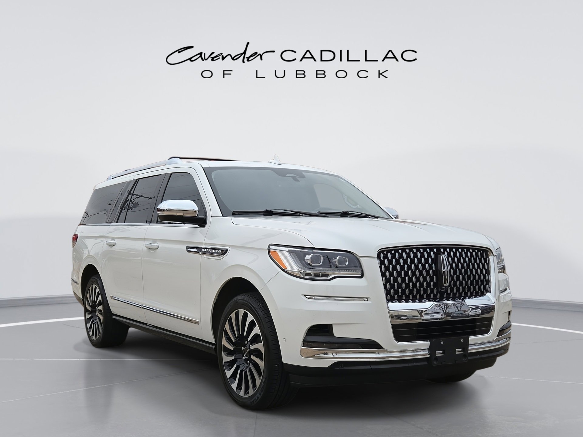 2022 Lincoln Navigator Black Label L's photo