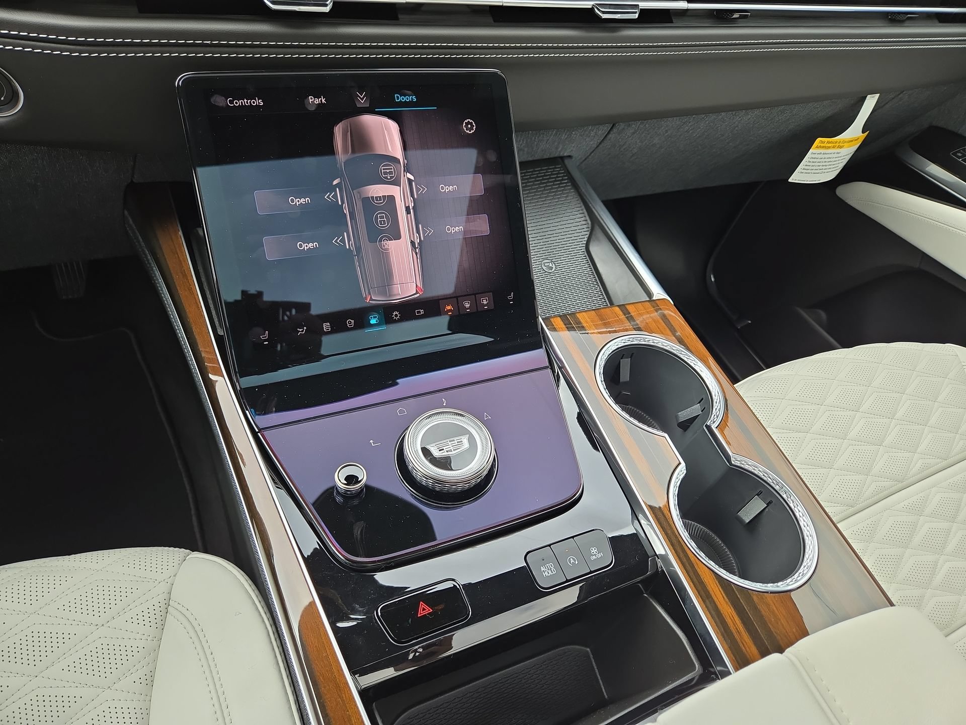 2026 Cadillac Escalade Platinum Luxury - Photo 22