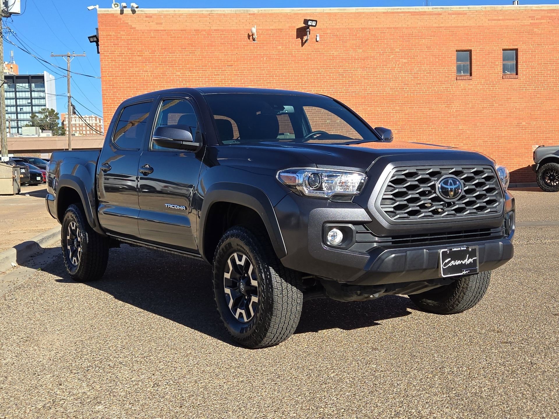 2023 Toyota Tacoma SR5's photo