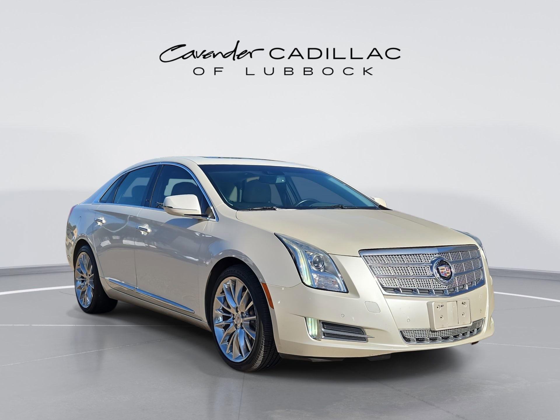 2013 Cadillac XTS 3.6L AWD Platinum Collection's photo