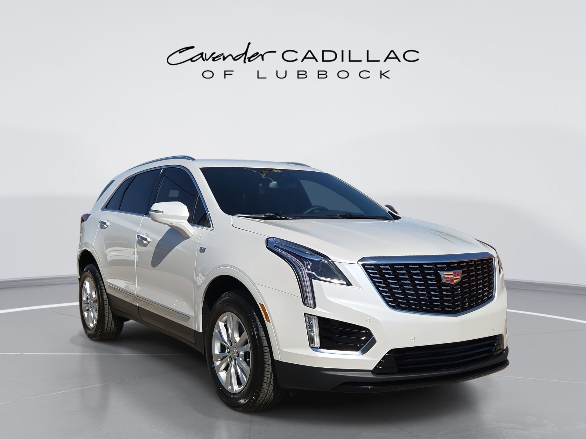 New 2026 CADILLAC XT5 Luxury