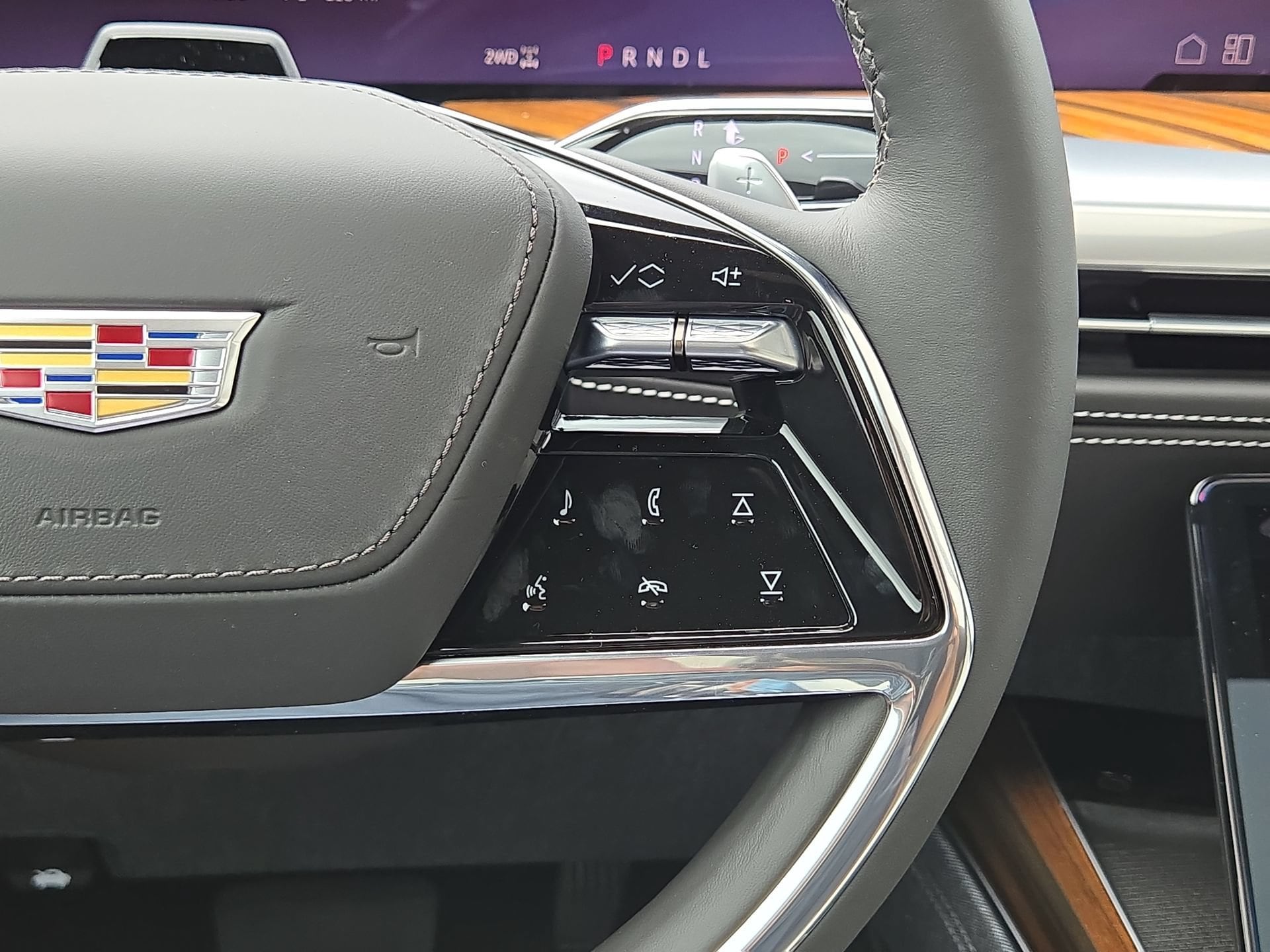 2026 Cadillac Escalade Platinum Luxury - Photo 21