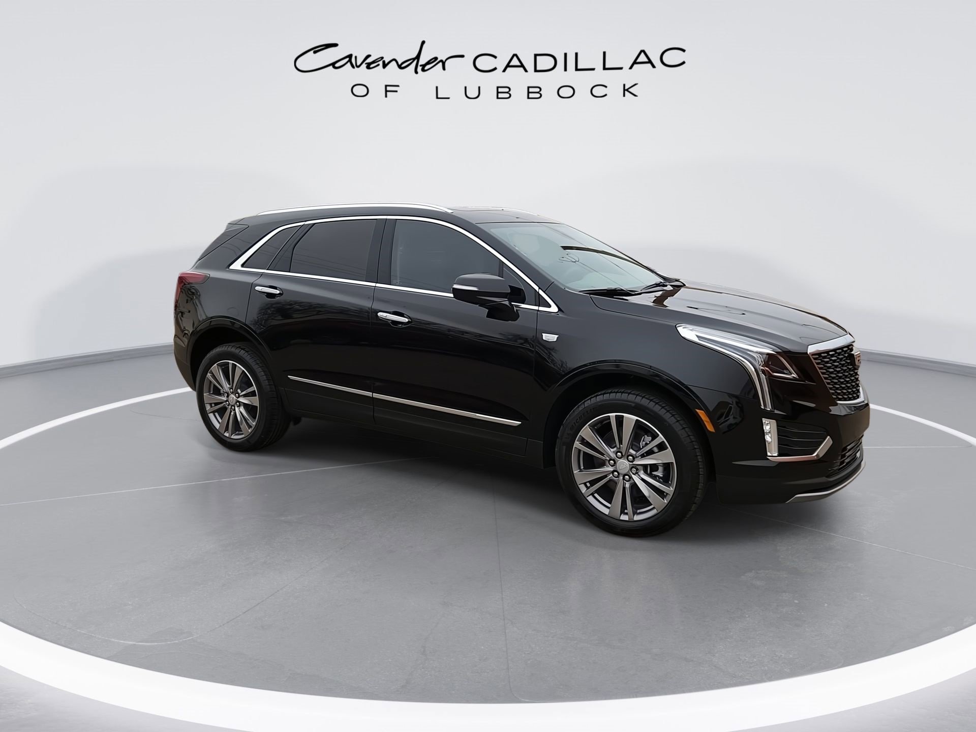 2025 Cadillac XT5 Premium Luxury photo 2