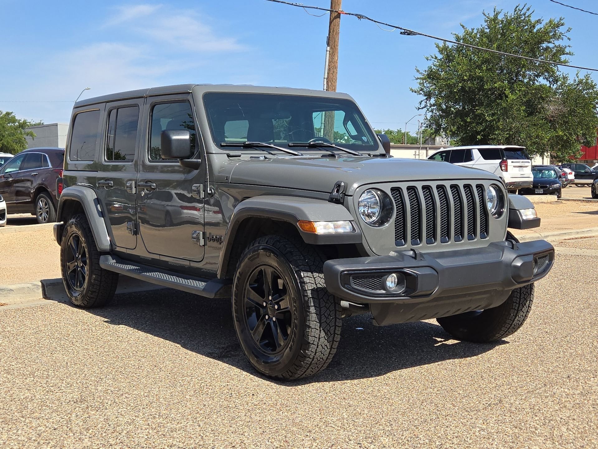 2021 Jeep Wrangler Sahara Altitude's photo