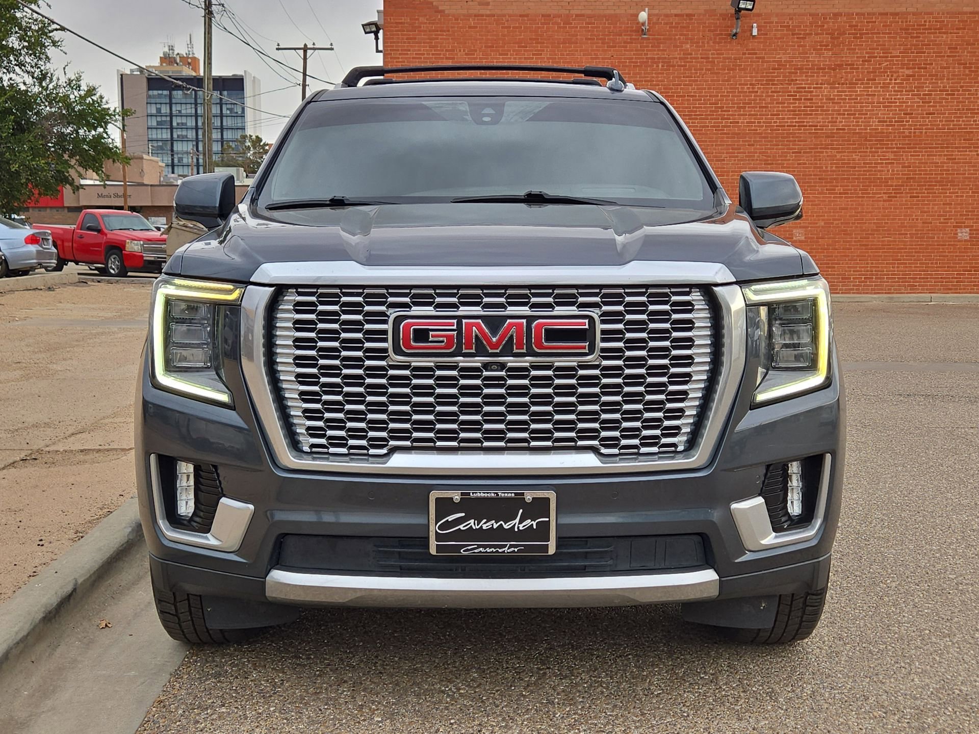 2021 GMC Yukon XL Denali - Photo 10
