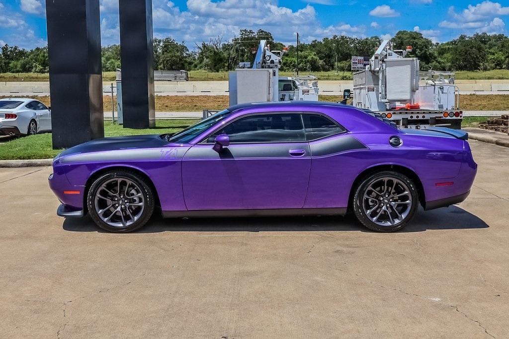 Used 2023 Dodge Challenger R/T with VIN 2C3CDZBT6PH617670 for sale in Columbus, TX