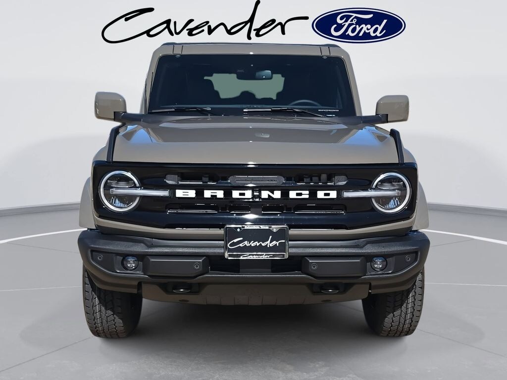 New 2026 Ford Bronco Outer Banks SUV